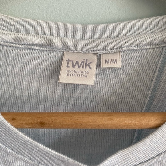 Twik open back - Picture 3 of 4